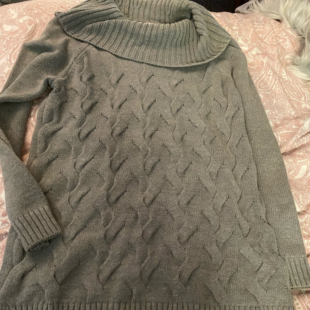 COPY - Calvin Klein sweater
